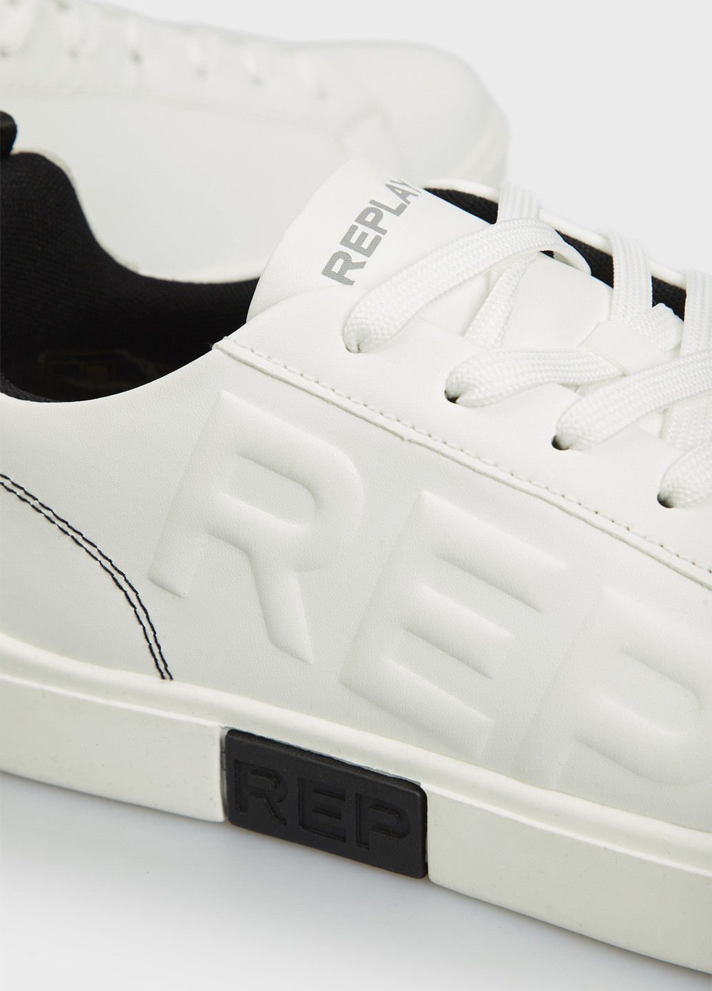 Білі кросівки Replay