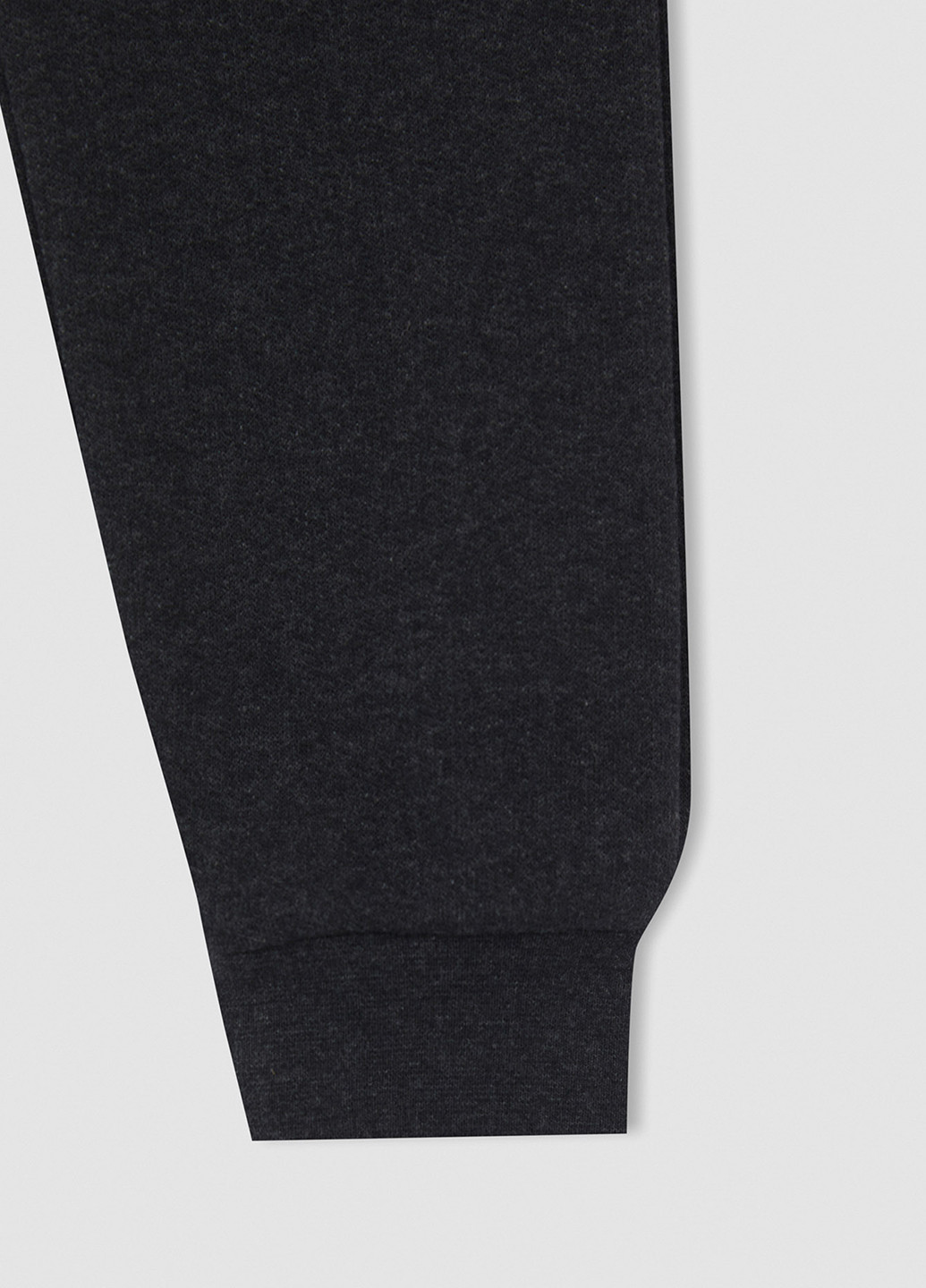 Серый демисезонный костюм (свитшот, брюки) DeFacto