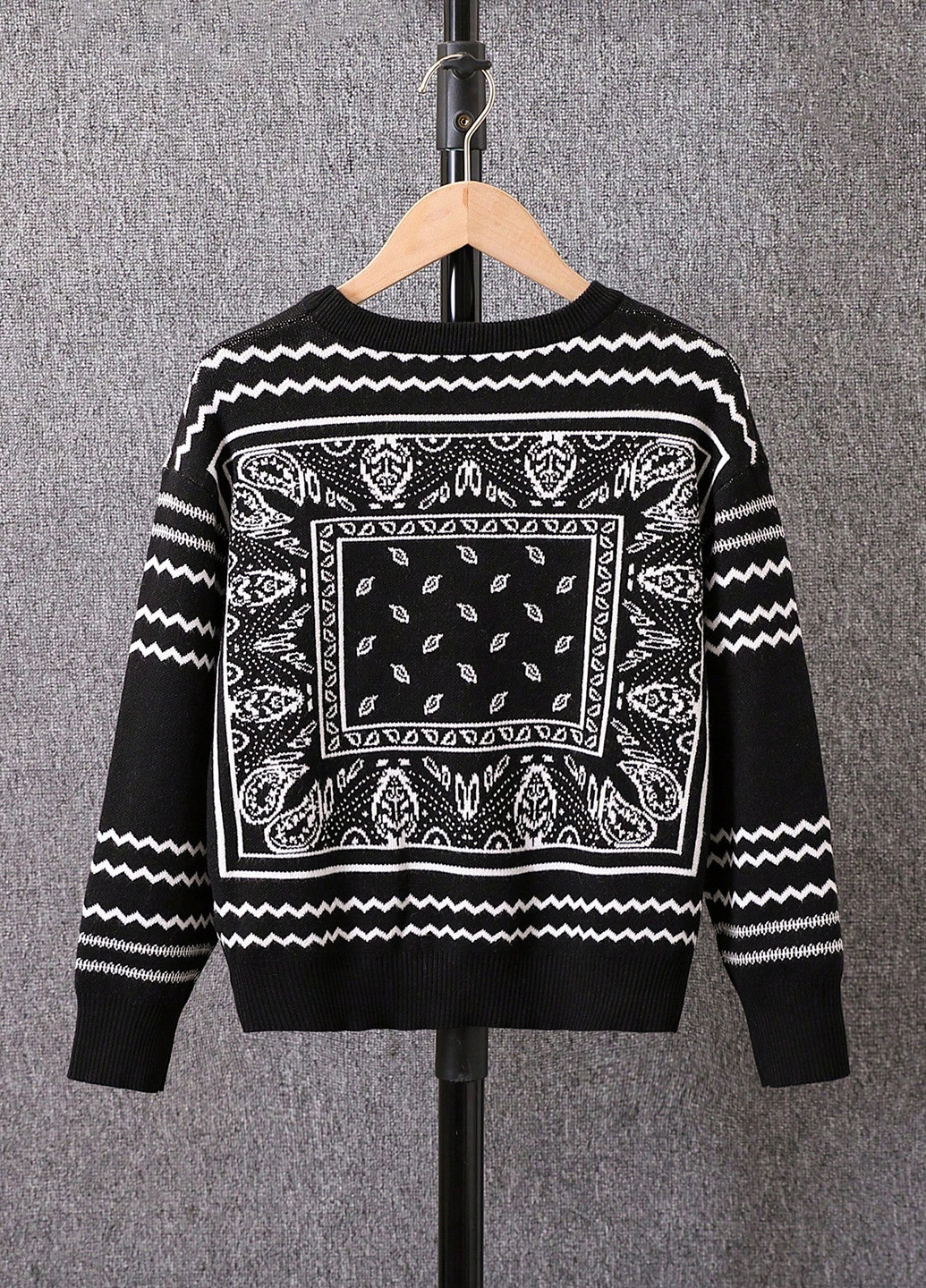 Чорний демісезонний джемпер джемпер SHEIN