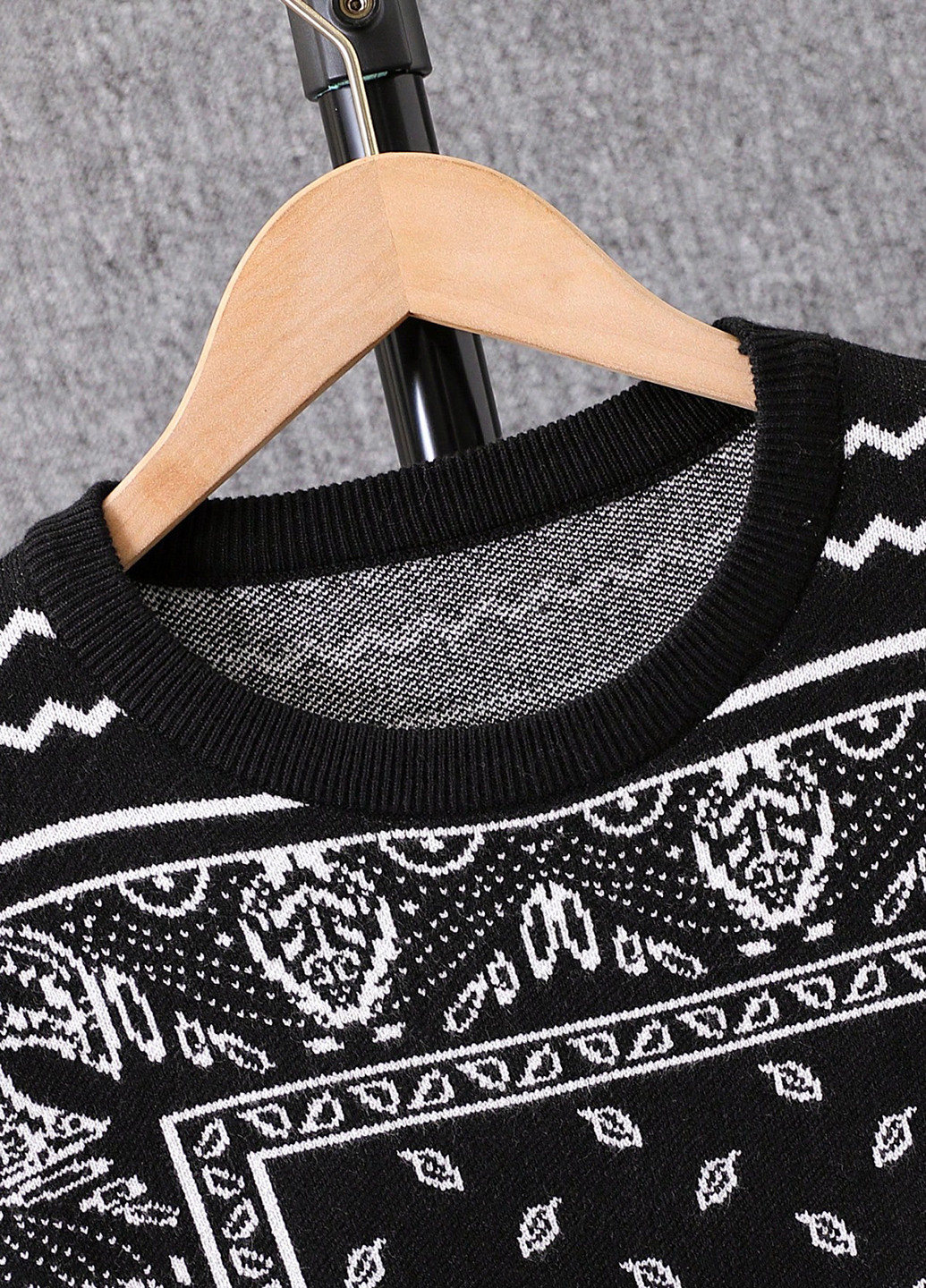 Чорний демісезонний джемпер джемпер SHEIN