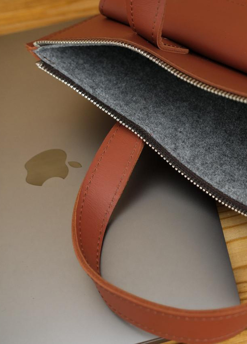 Кожаный чехол для MacBook Дизайн №42 Berty (253861138)