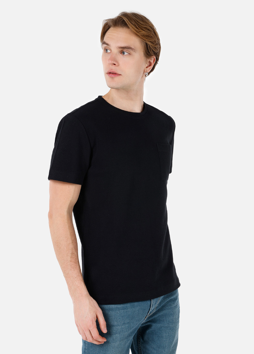 Чорна футболка Colin's