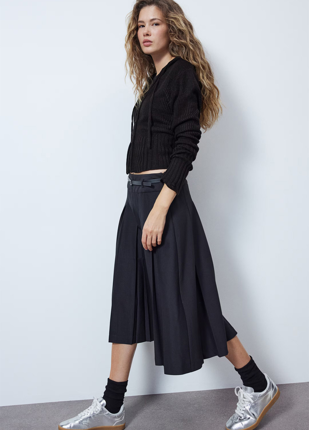 Толстовка H&M (324223900)