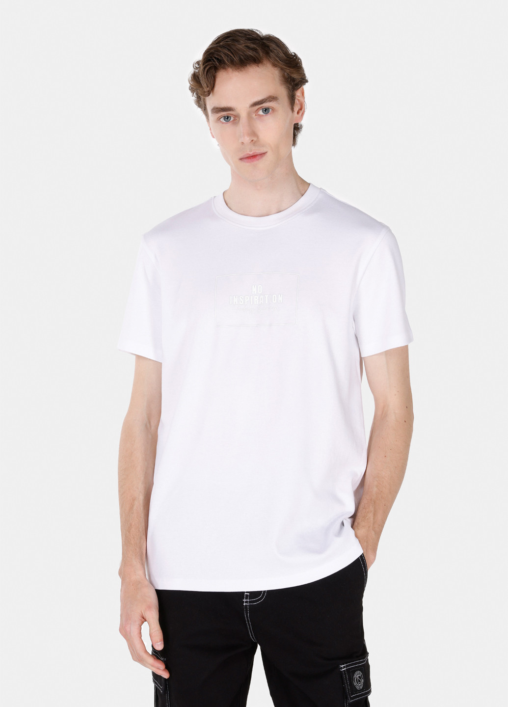 Біла футболка Colin's