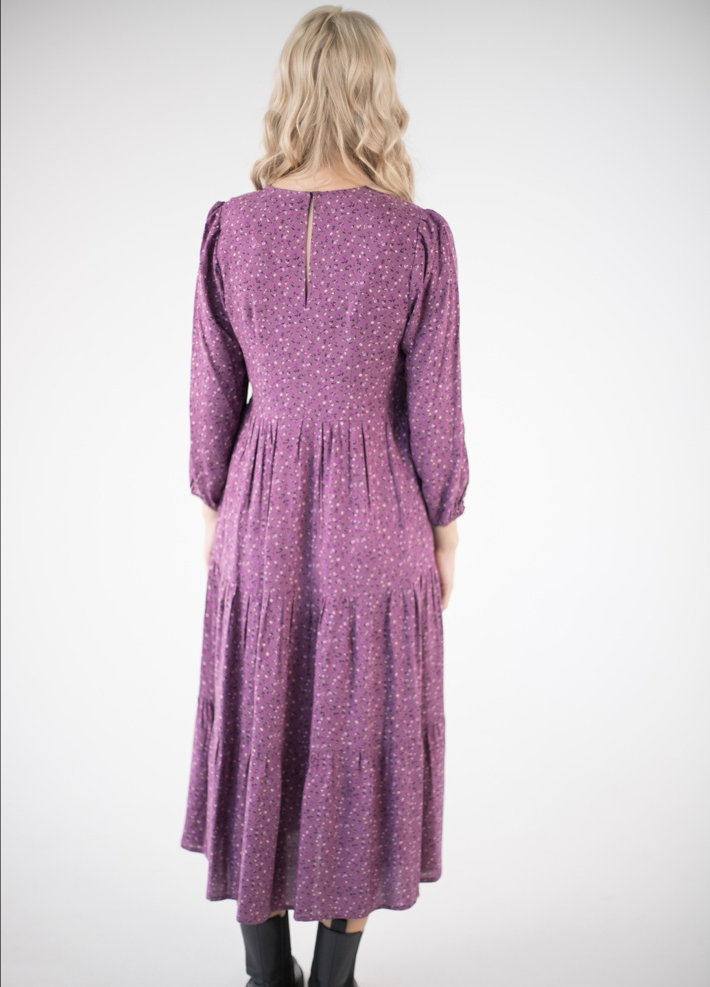 Бузкова кежуал сукня міді зі штапелю дзвін BeART з квітковим принтом