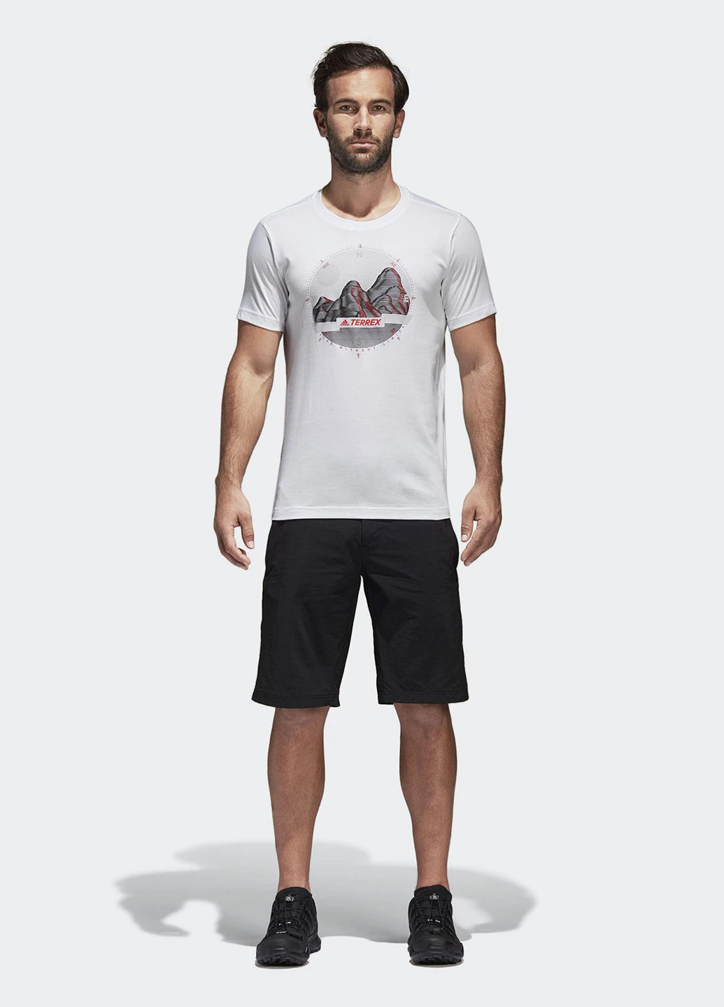 Біла футболка з коротким рукавом adidas