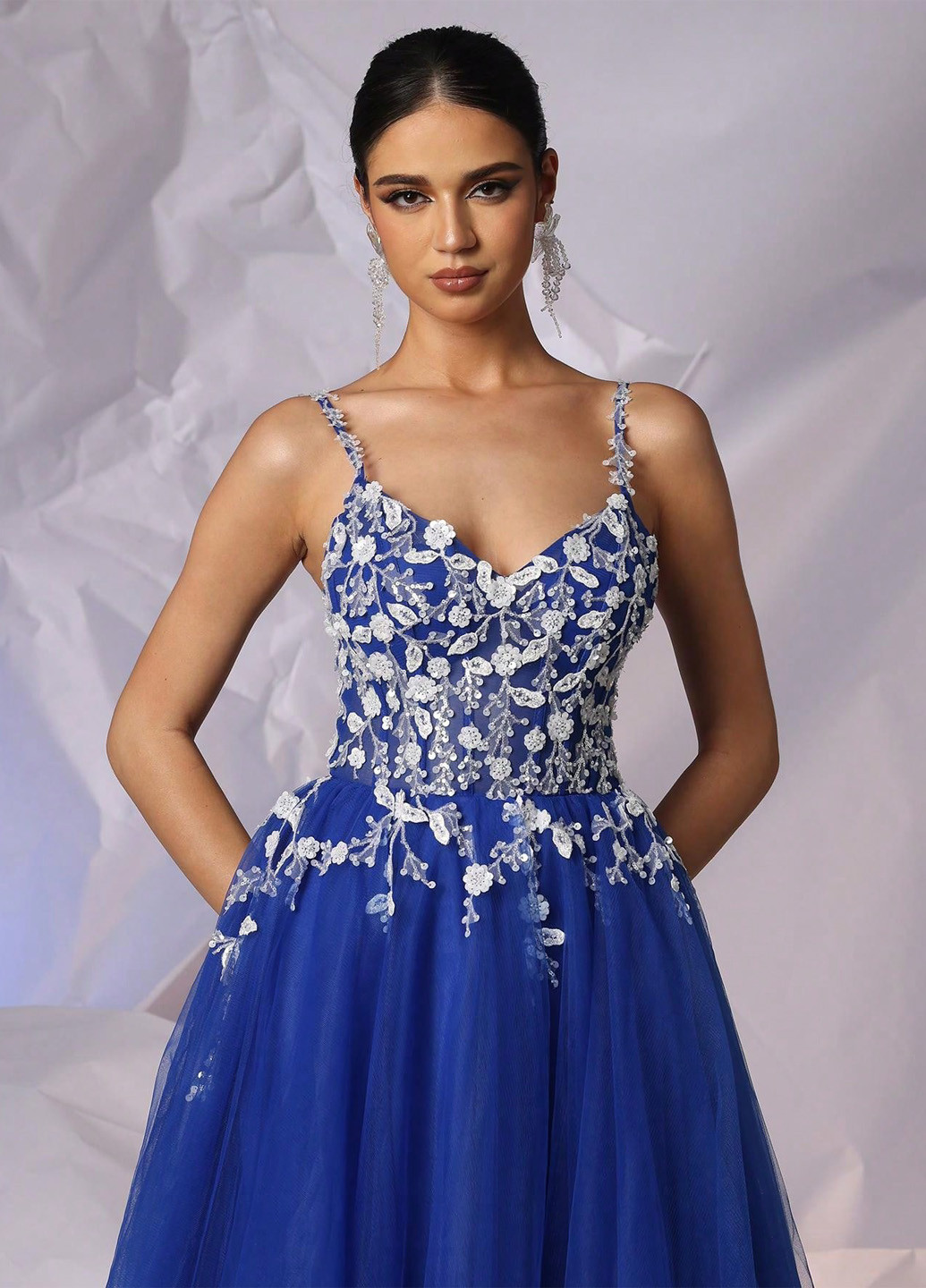 Синее вечернее платье с корсетом SHEIN с цветочным принтом