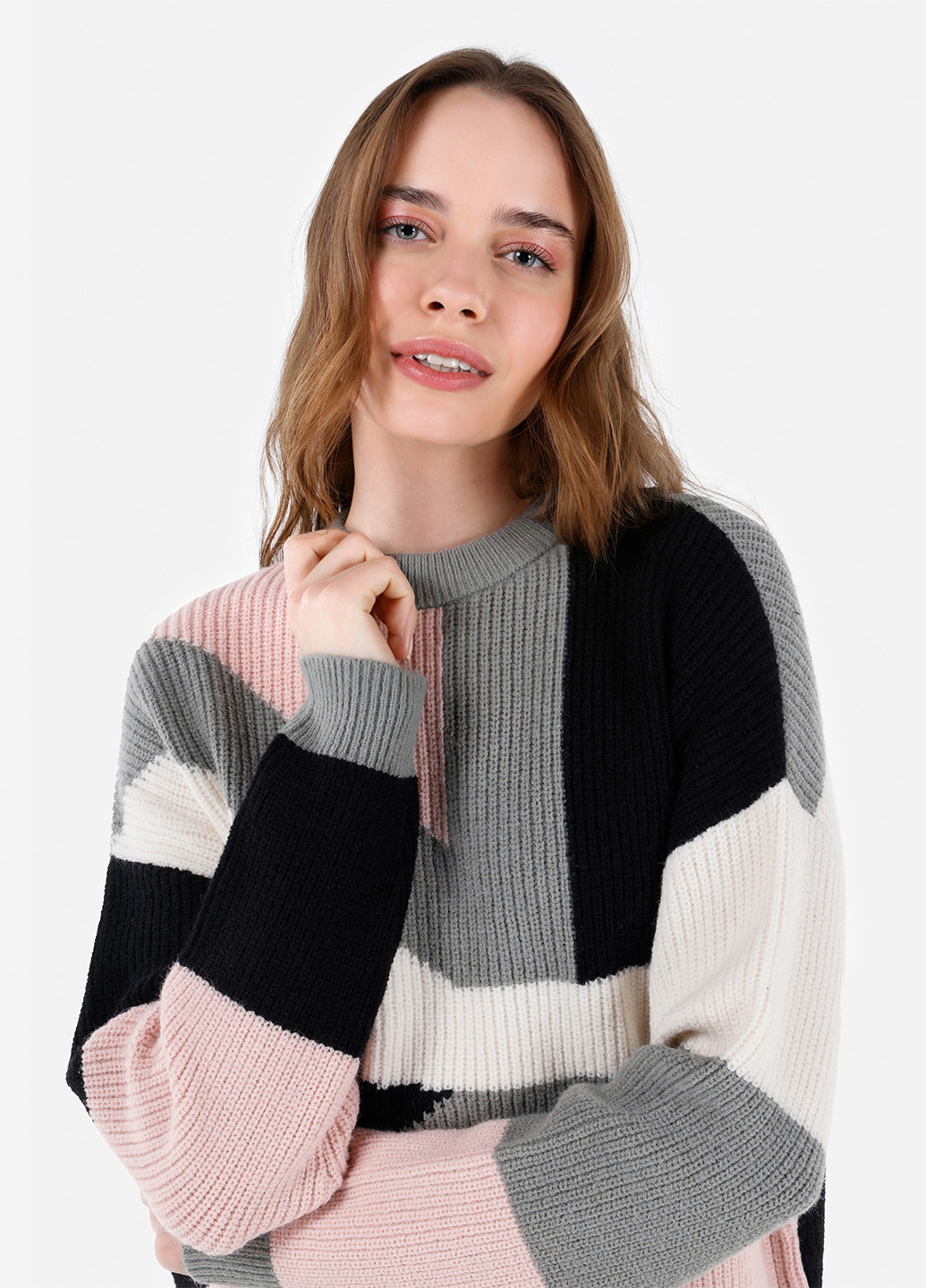 Комбинированный демисезонный свитер джемпер Colin's