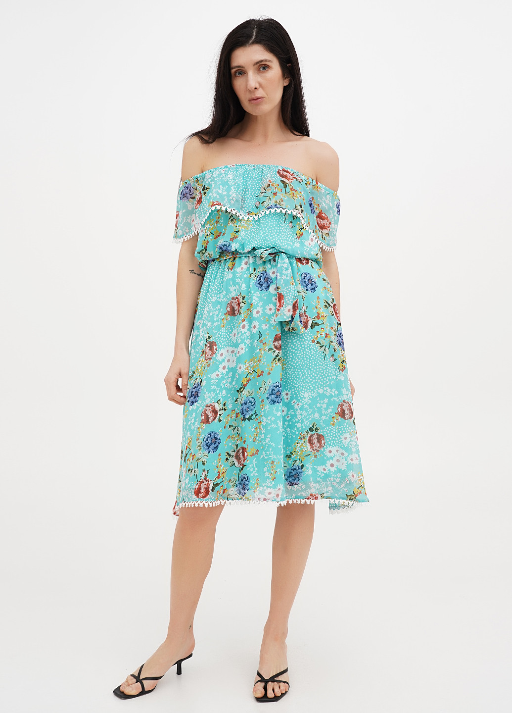 Мятное кэжуал платье с открытыми плечами Vicolo с цветочным принтом