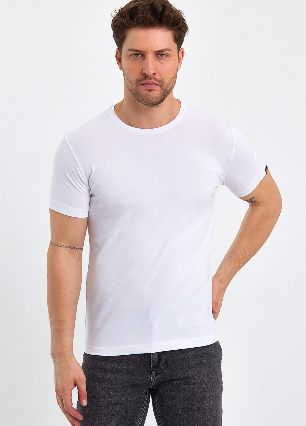 Белая футболка Trend Collection