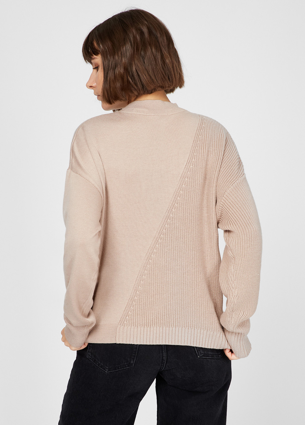 Бежевый демисезонный свитер PRPY