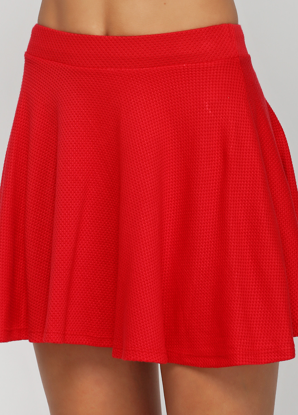 Красная кэжуал однотонная юбка Bershka клешированная