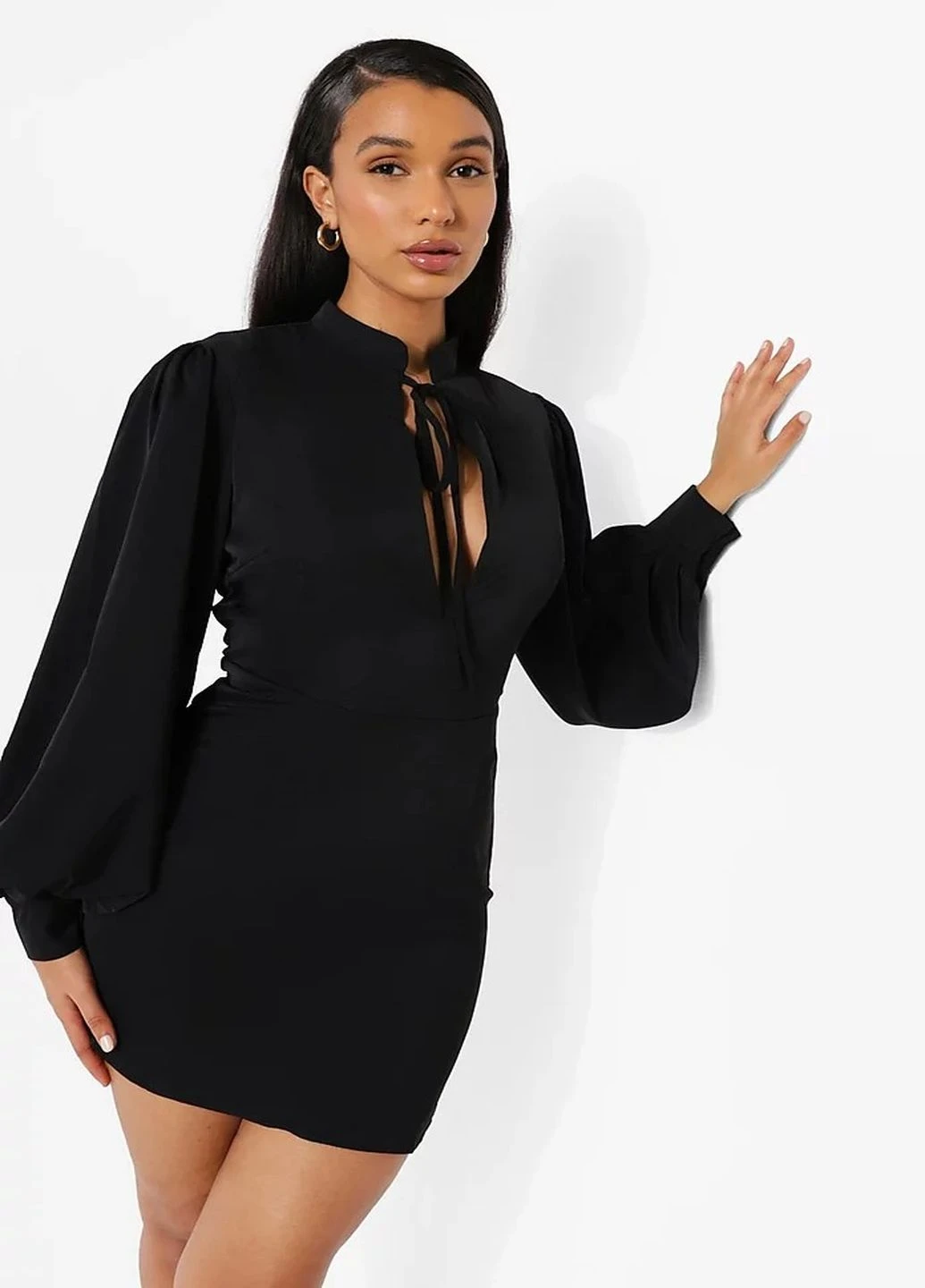 Черное кэжуал платье Boohoo однотонное