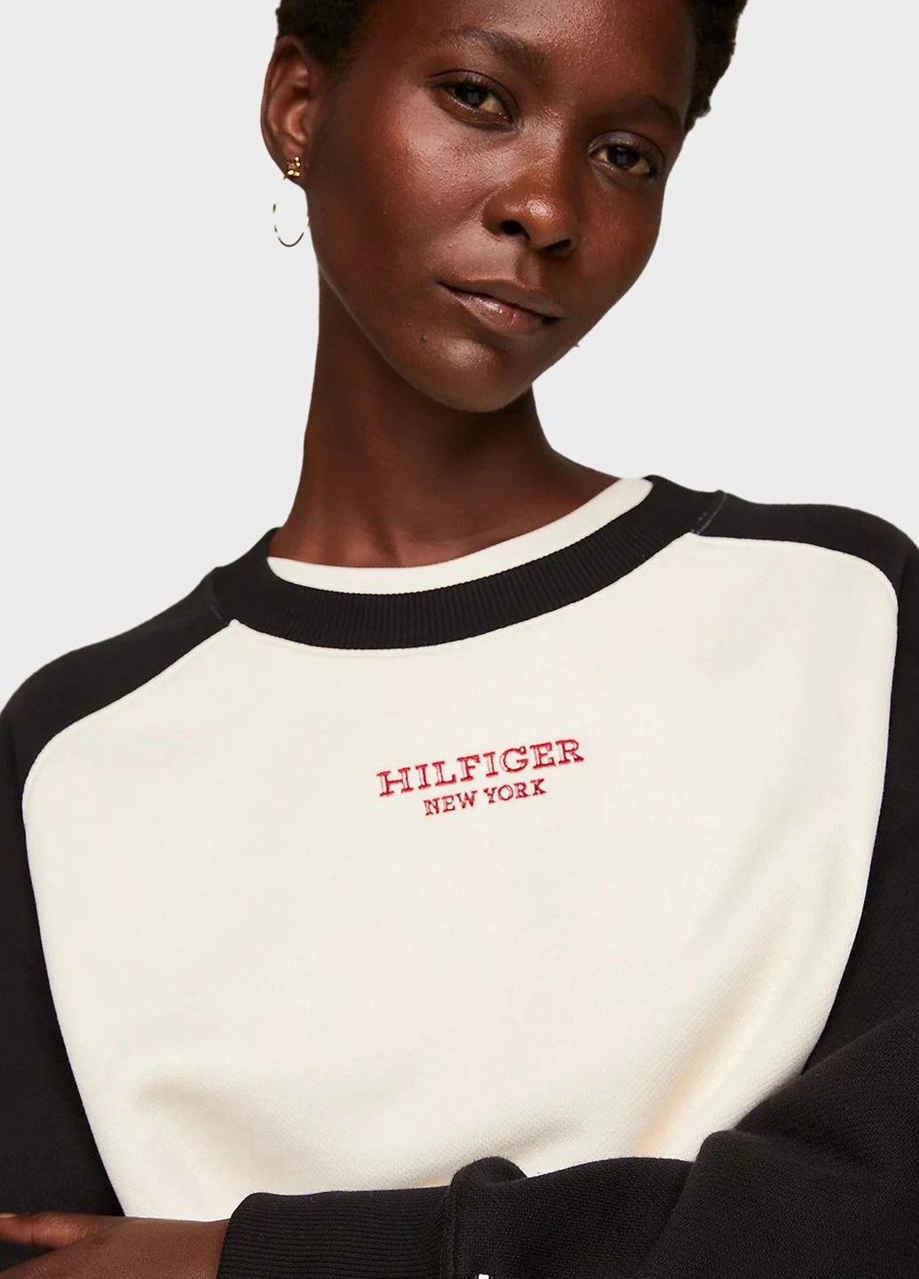 Бежевий світшот Tommy Hilfiger колор блок вишивка (306825625)