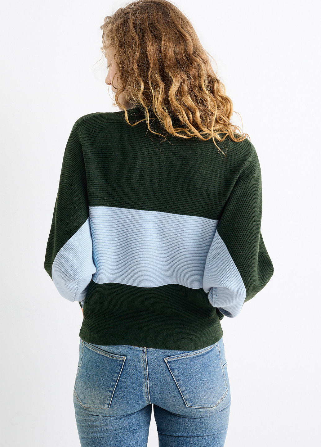 Темно-зеленый демисезонный свитер C&A