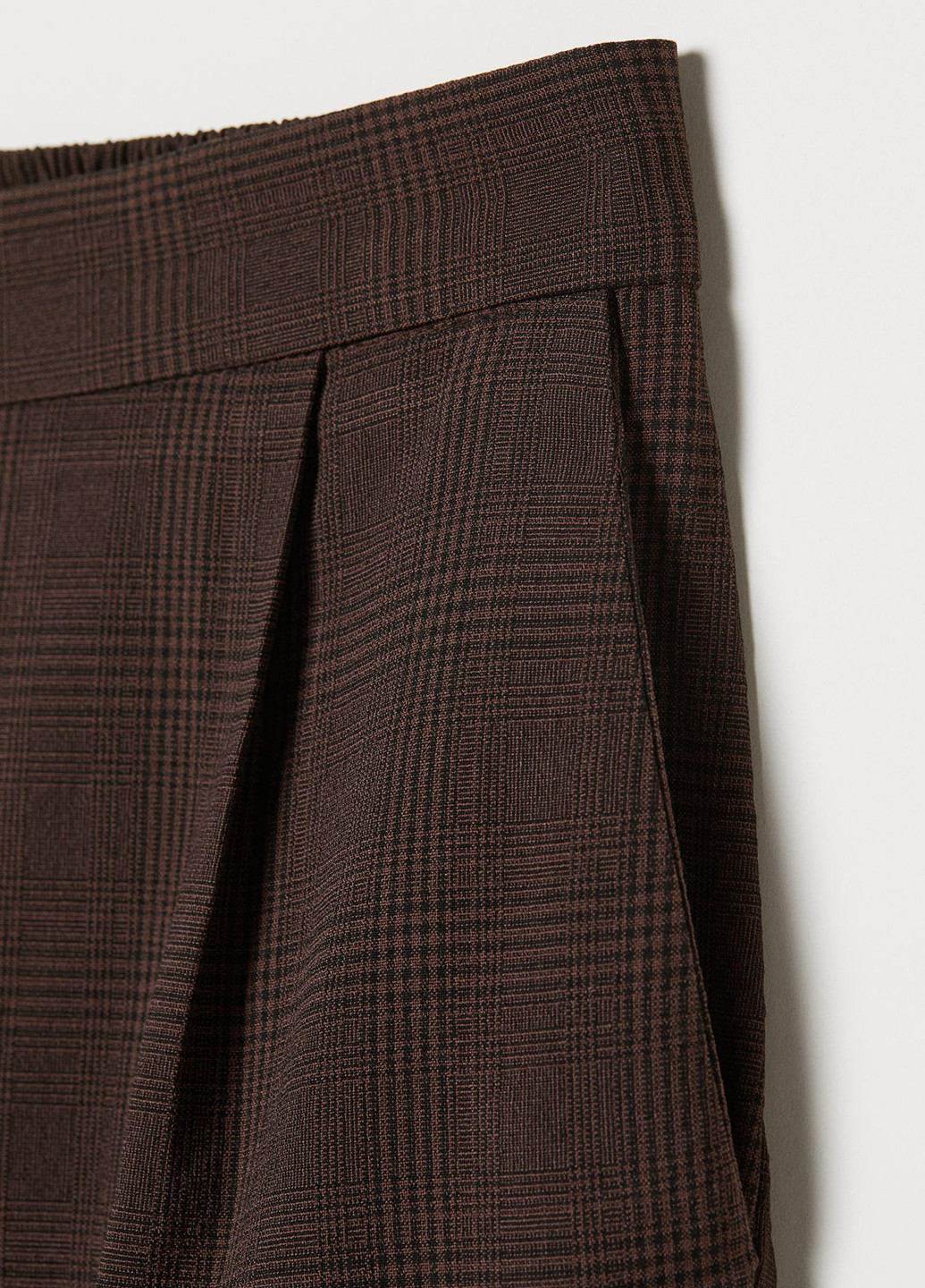 Темно-коричневые кэжуал демисезонные зауженные, укороченные брюки H&M