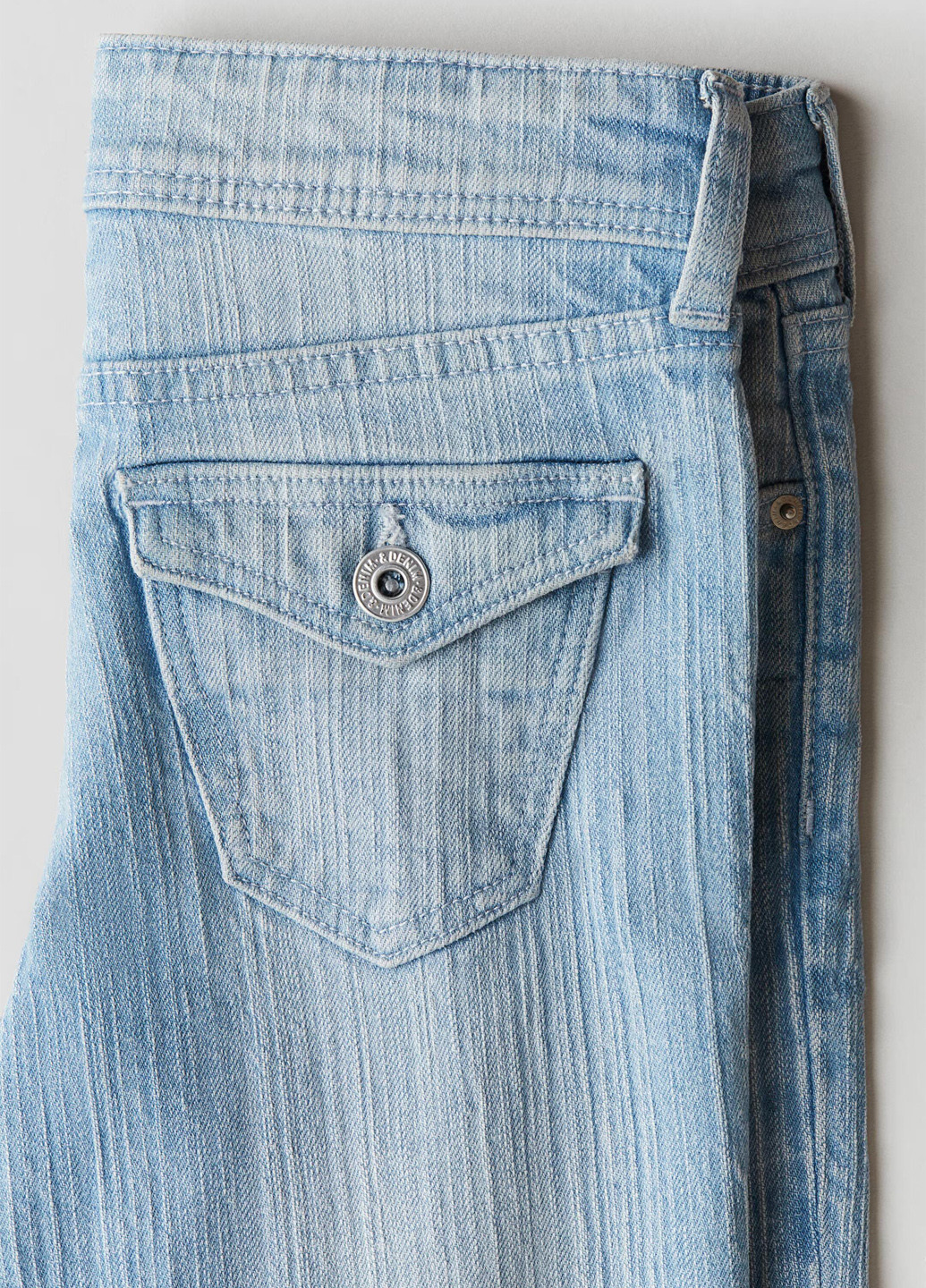 Светло-голубые демисезонные клеш джинсы H&M