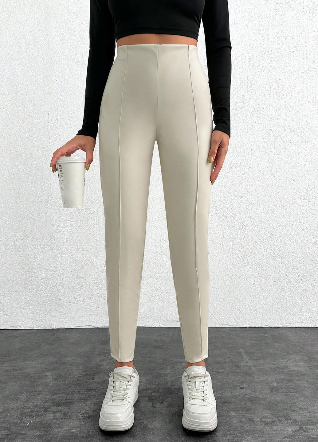 Кремовые демисезонные леггинсы SHEIN