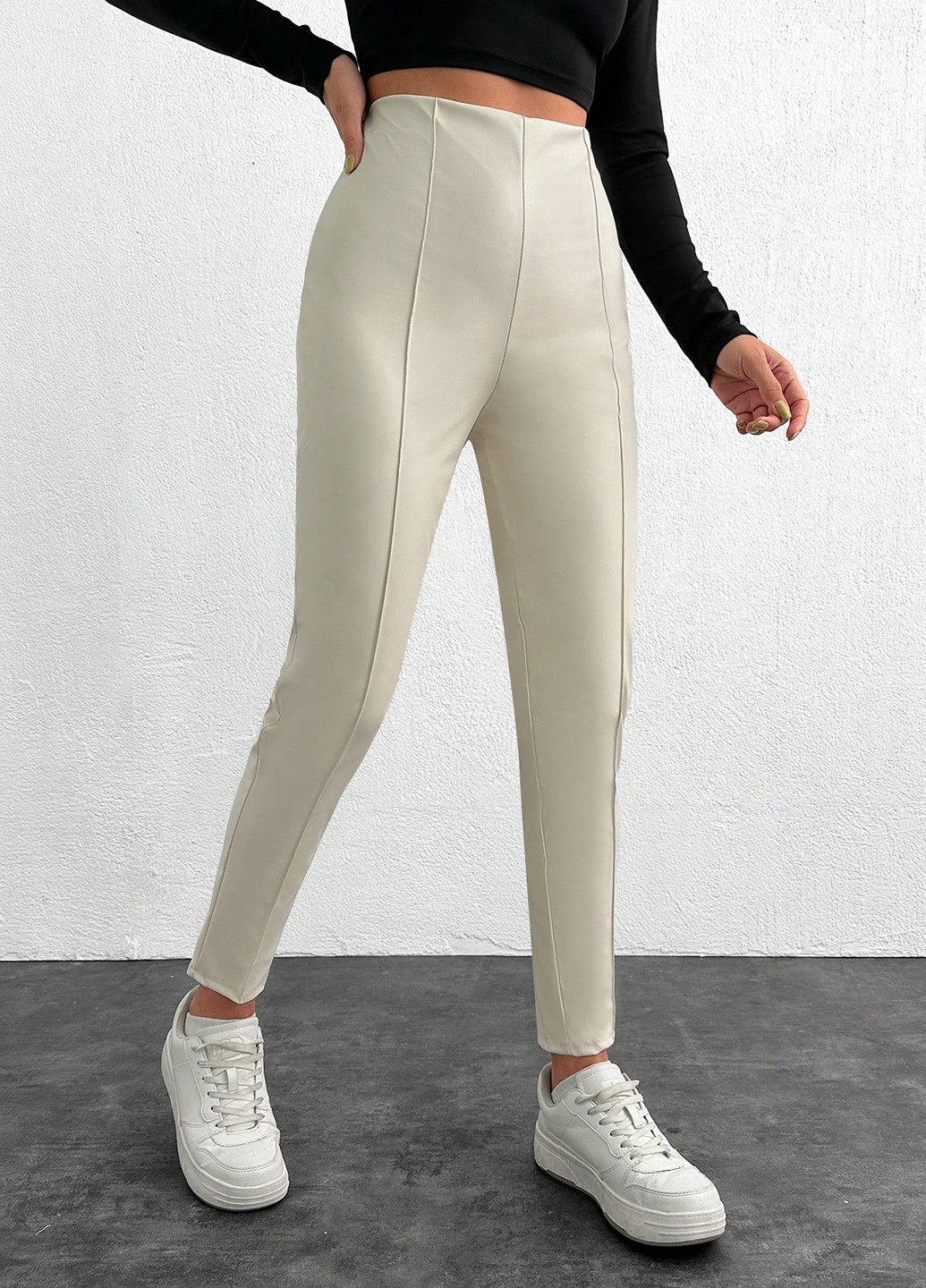 Кремовые демисезонные леггинсы SHEIN