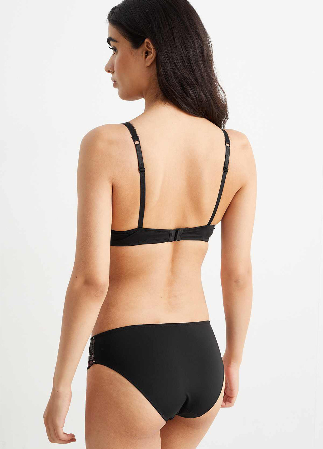 Чёрный балконет бюстгальтер C&A с косточками полиэстер, кружево