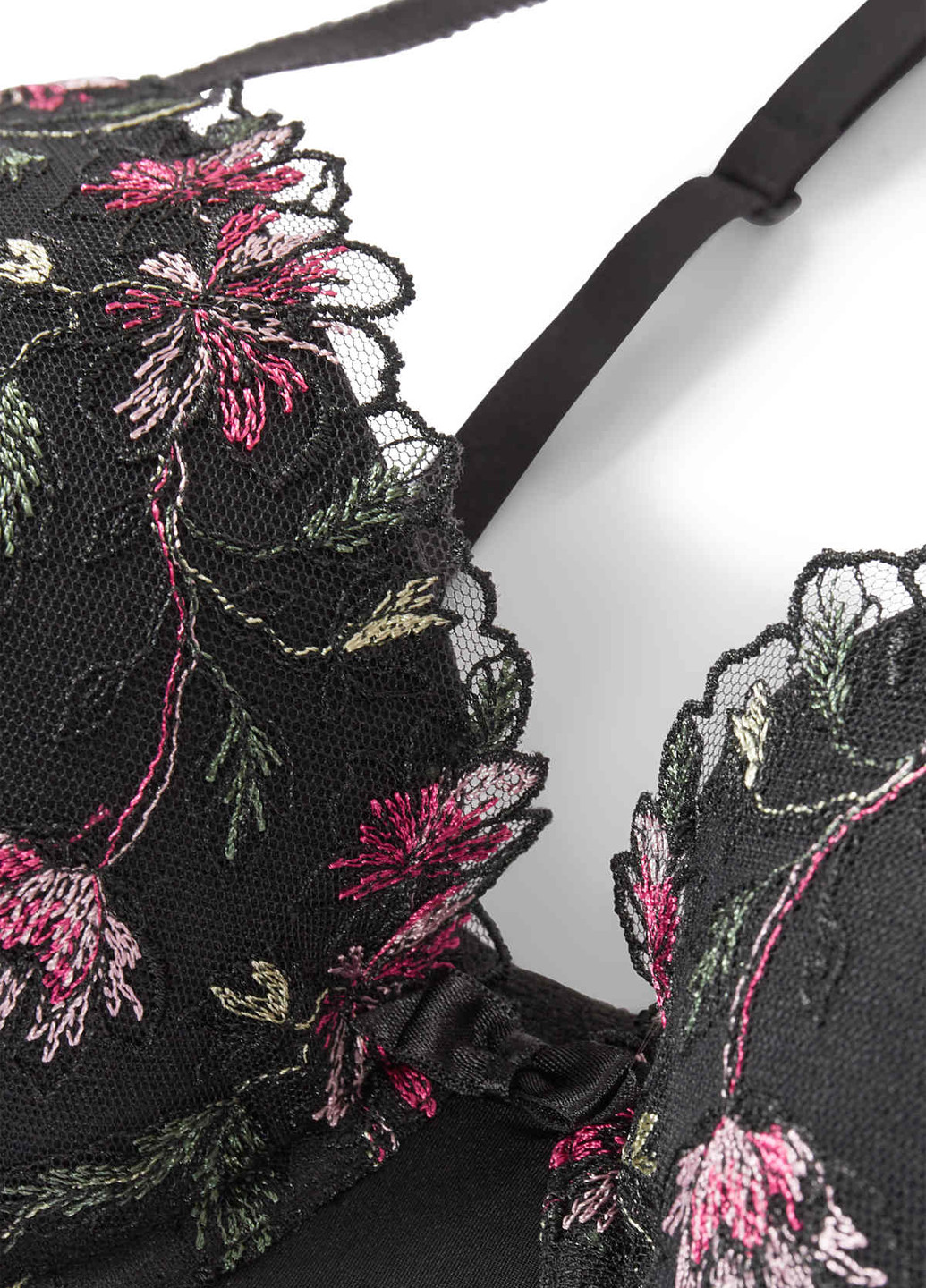 Чёрный балконет бюстгальтер C&A с косточками полиэстер, кружево