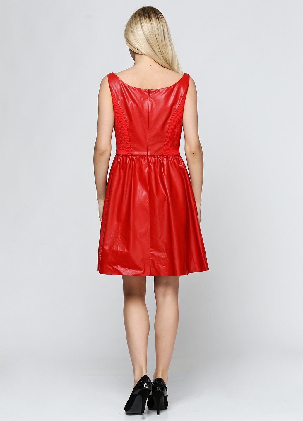 Красное коктейльное платье Pinko однотонное