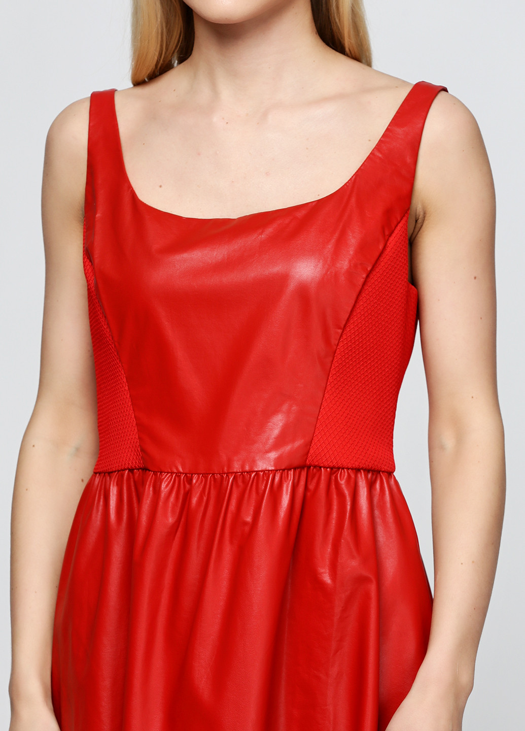 Красное коктейльное платье Pinko однотонное