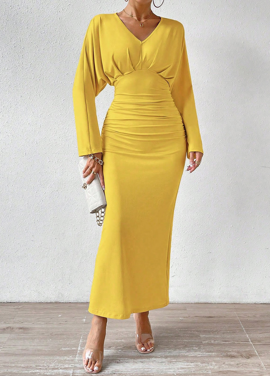 Желтое кэжуал платье силуэтная SHEIN однотонное