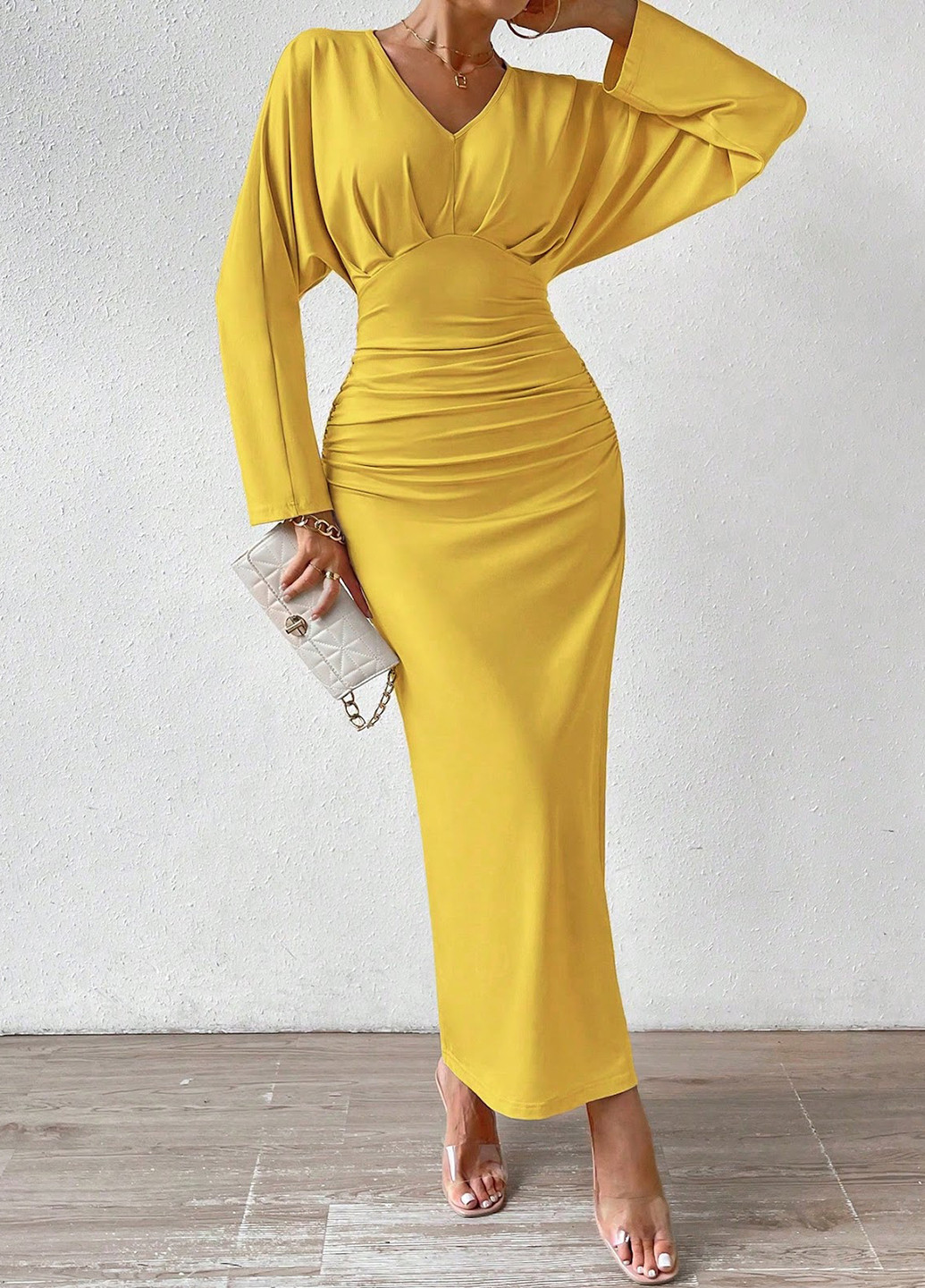 Желтое кэжуал платье силуэтная SHEIN однотонное