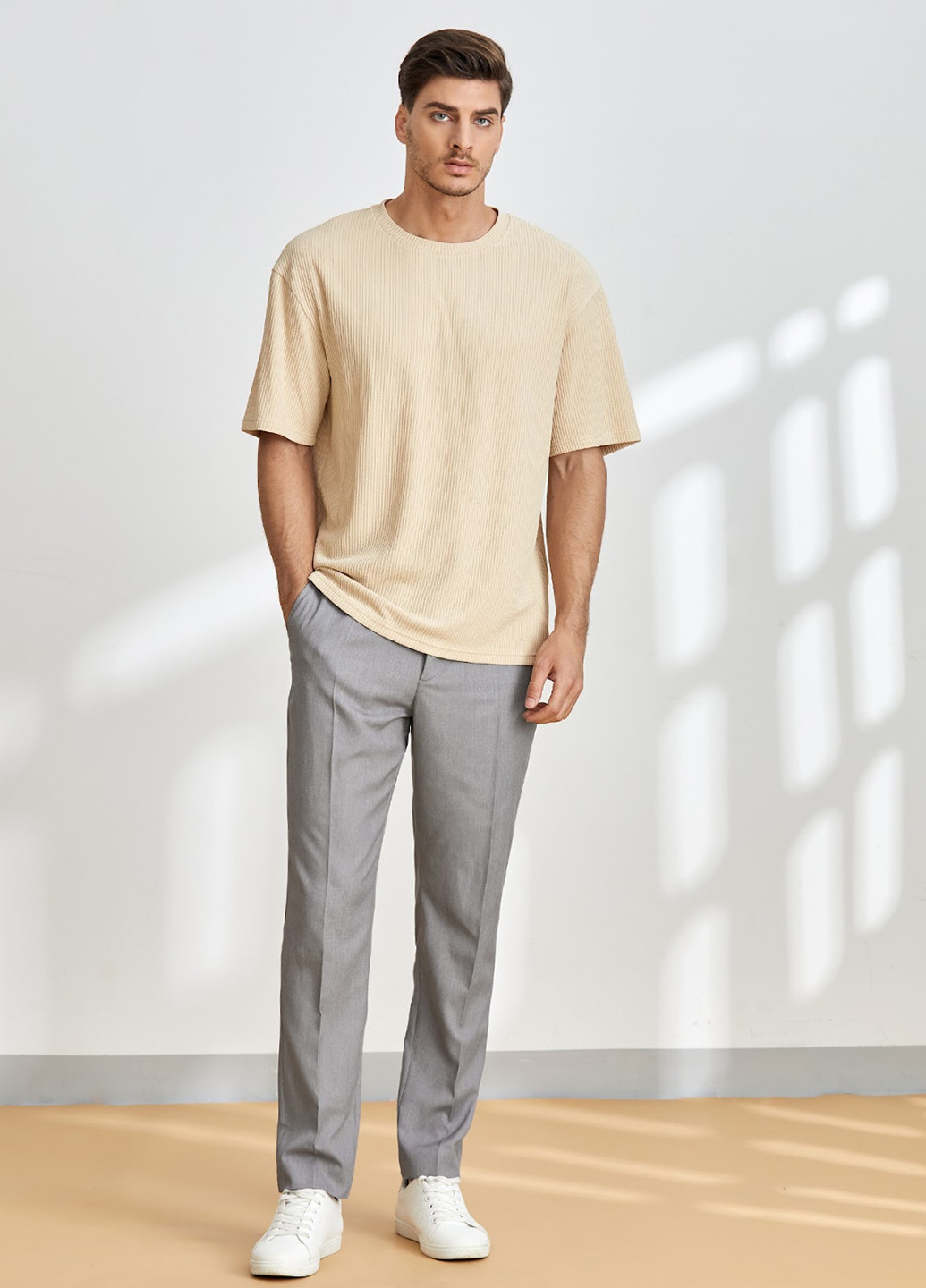 Светло-серые кэжуал демисезонные прямые брюки SHEIN