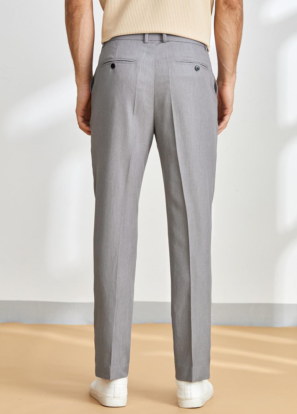 Светло-серые кэжуал демисезонные прямые брюки SHEIN