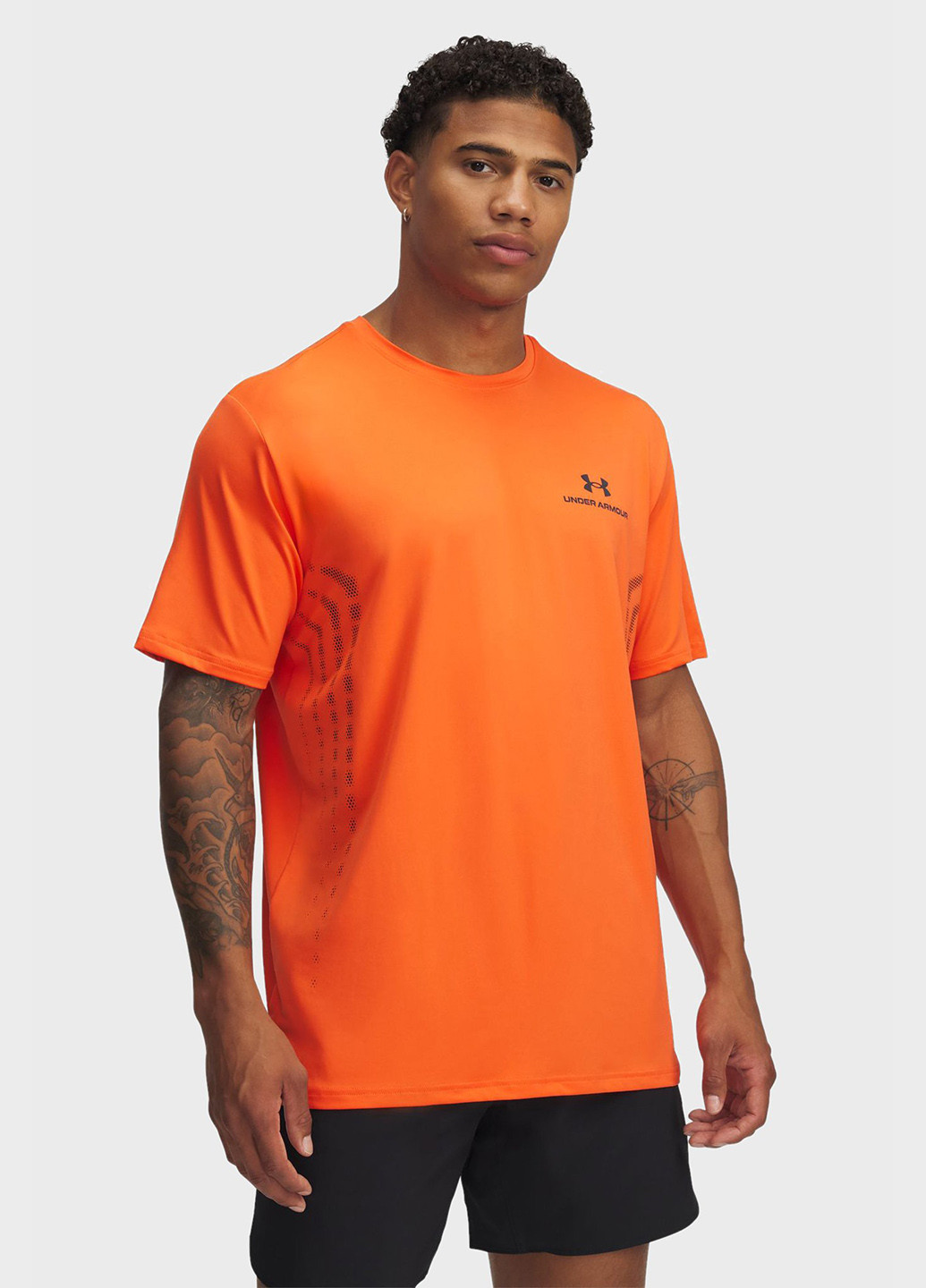 Оранжевая футболка Under Armour