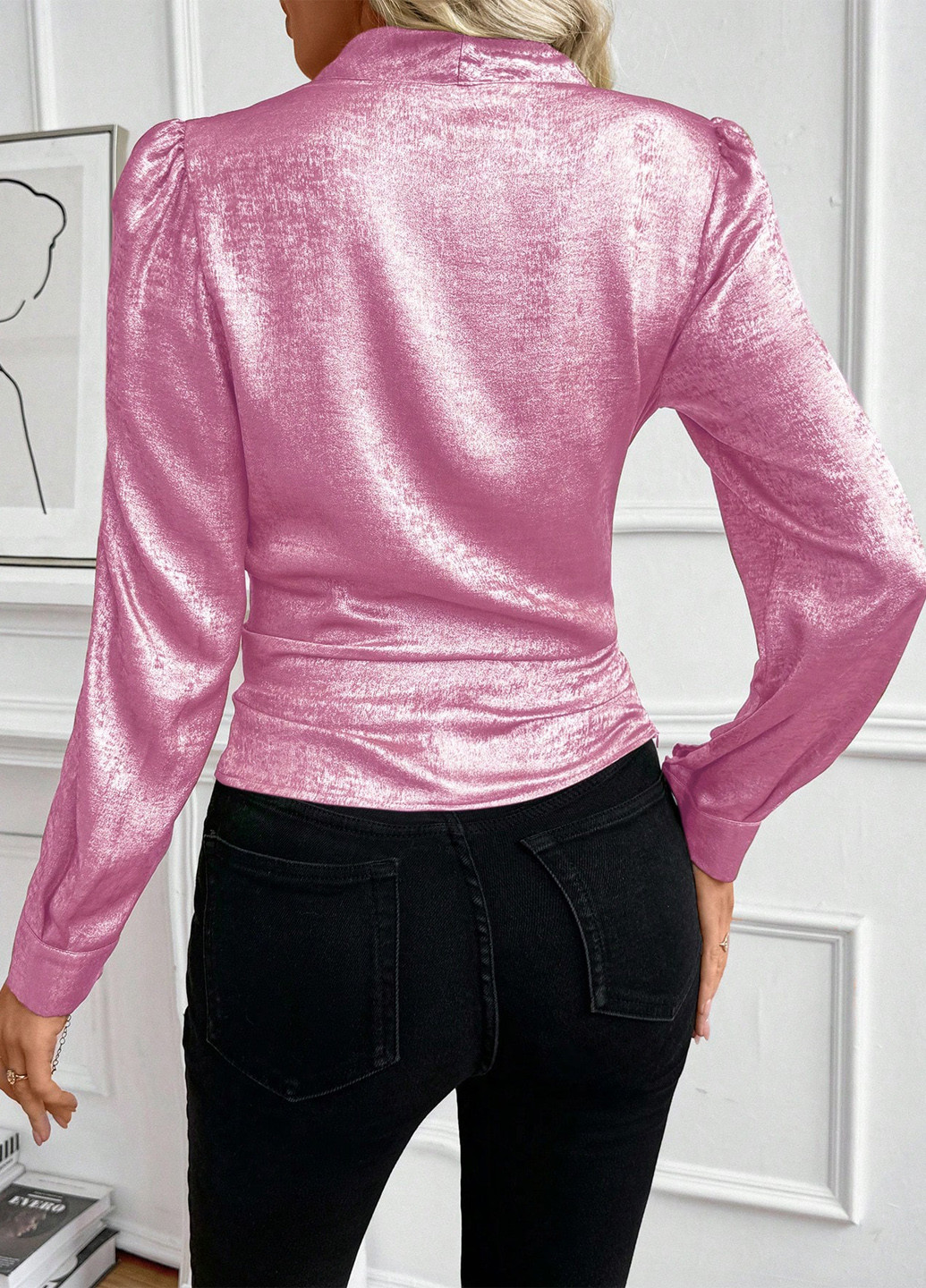 Розовая блуза на запах SHEIN