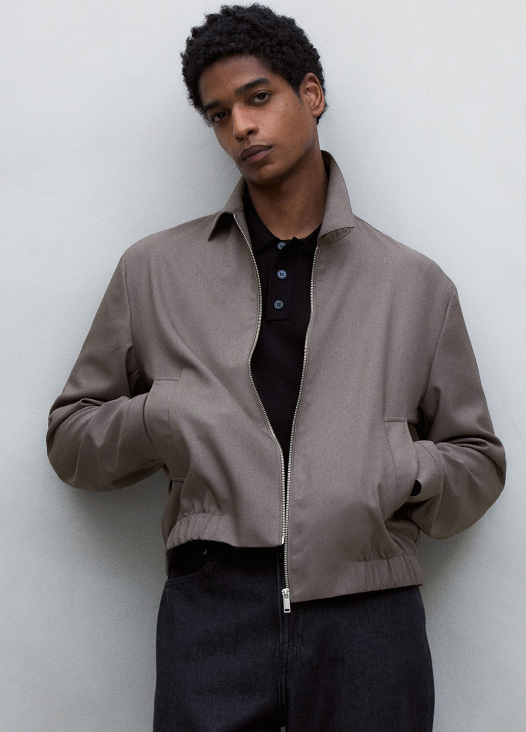 Сіра демісезонна вітровка H&M