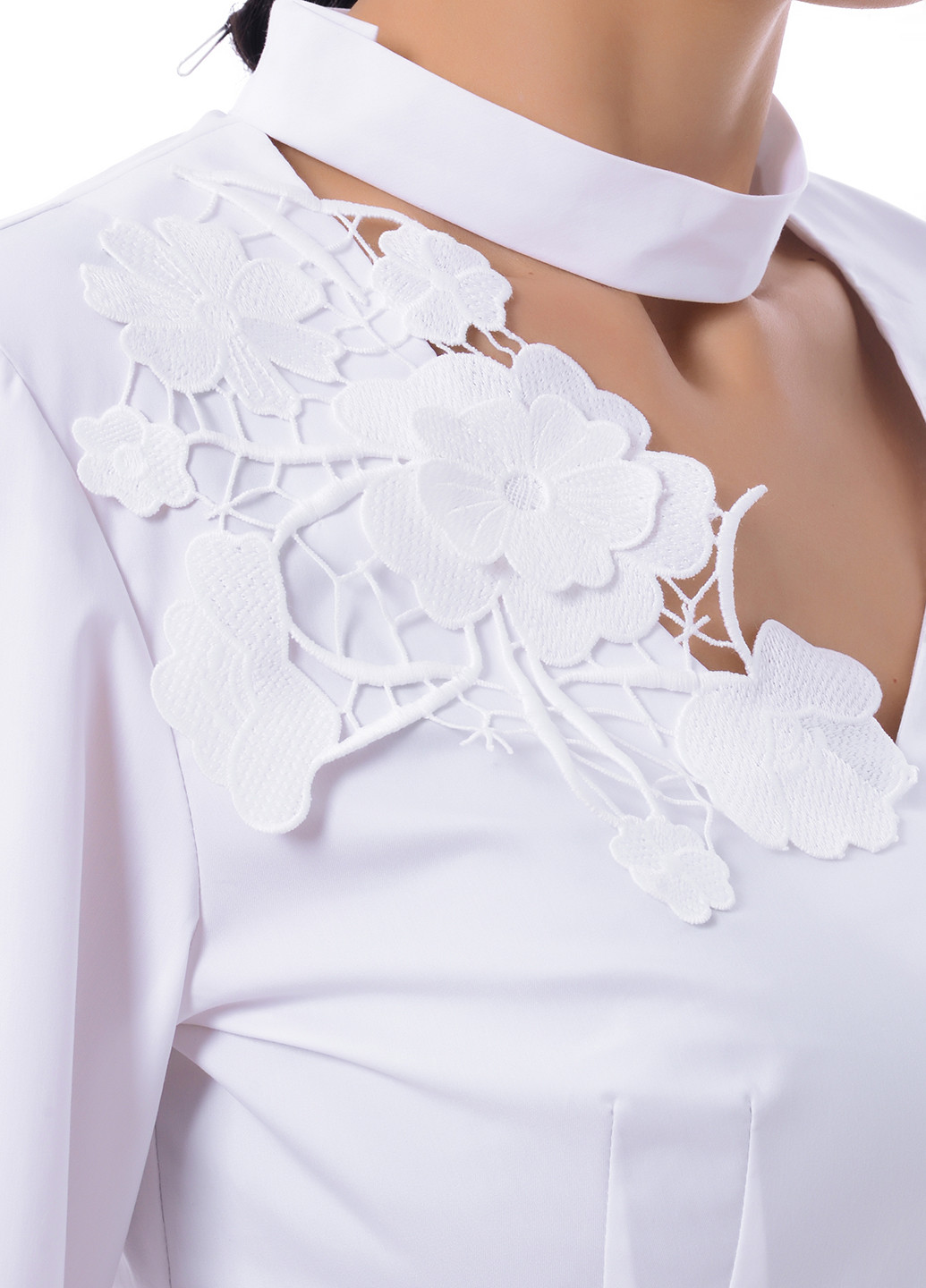 Біла демісезонна блуза Iren Klairie