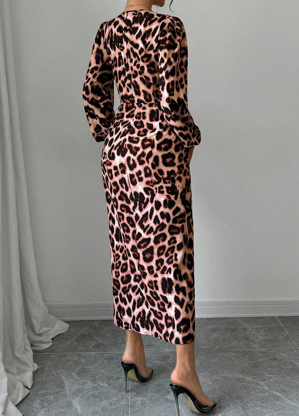 Коричневое кэжуал платье в стиле ампир SHEIN леопардовый