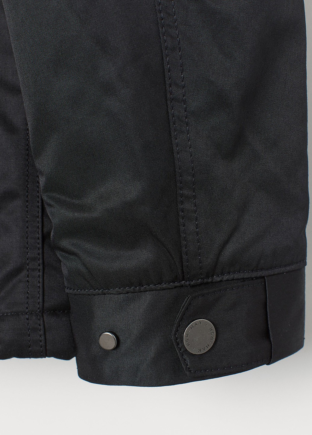 Черная демисезонная куртка H&M