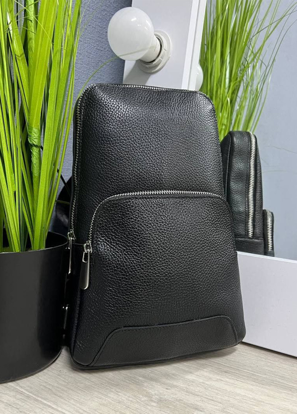 Сумка-рюкзак чоловіча шкіряна S302 чорна через плече HandyCover (255411505)