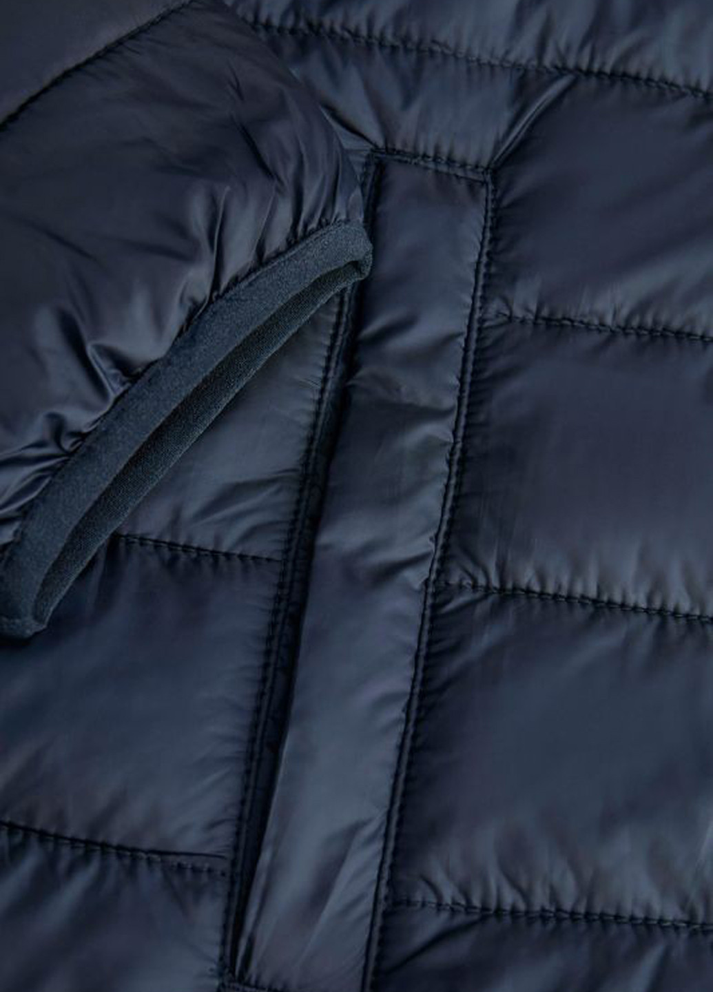 Темно-синя демісезонна куртка Jack & Jones