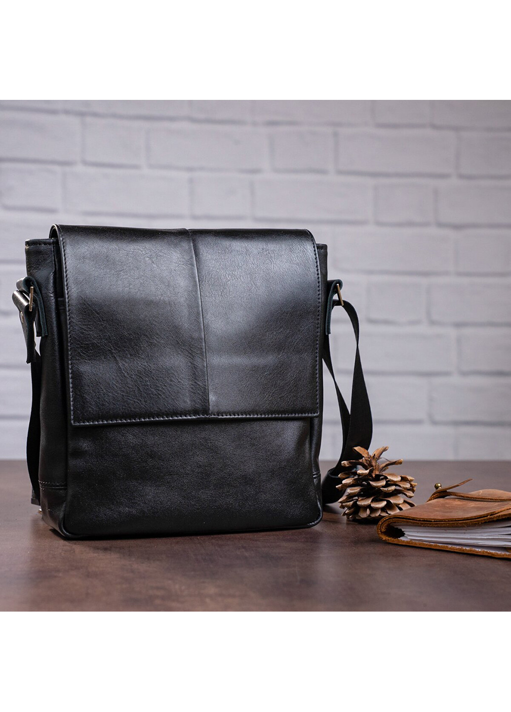 Мужская кожаная сумка 22х21х7,5 см Shvigel (252131372)