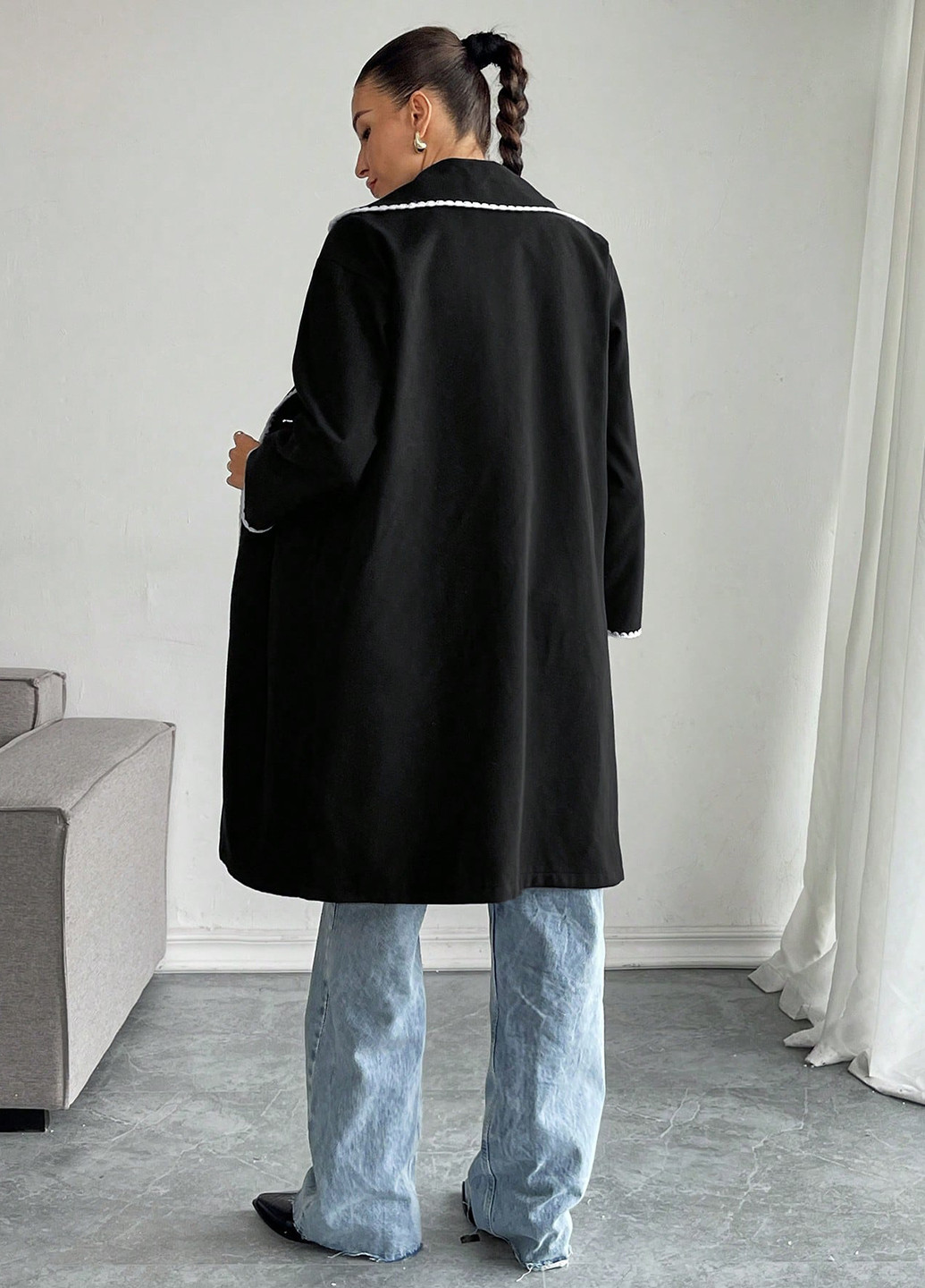 Черно-белое демисезонное Пальто двубортное SHEIN