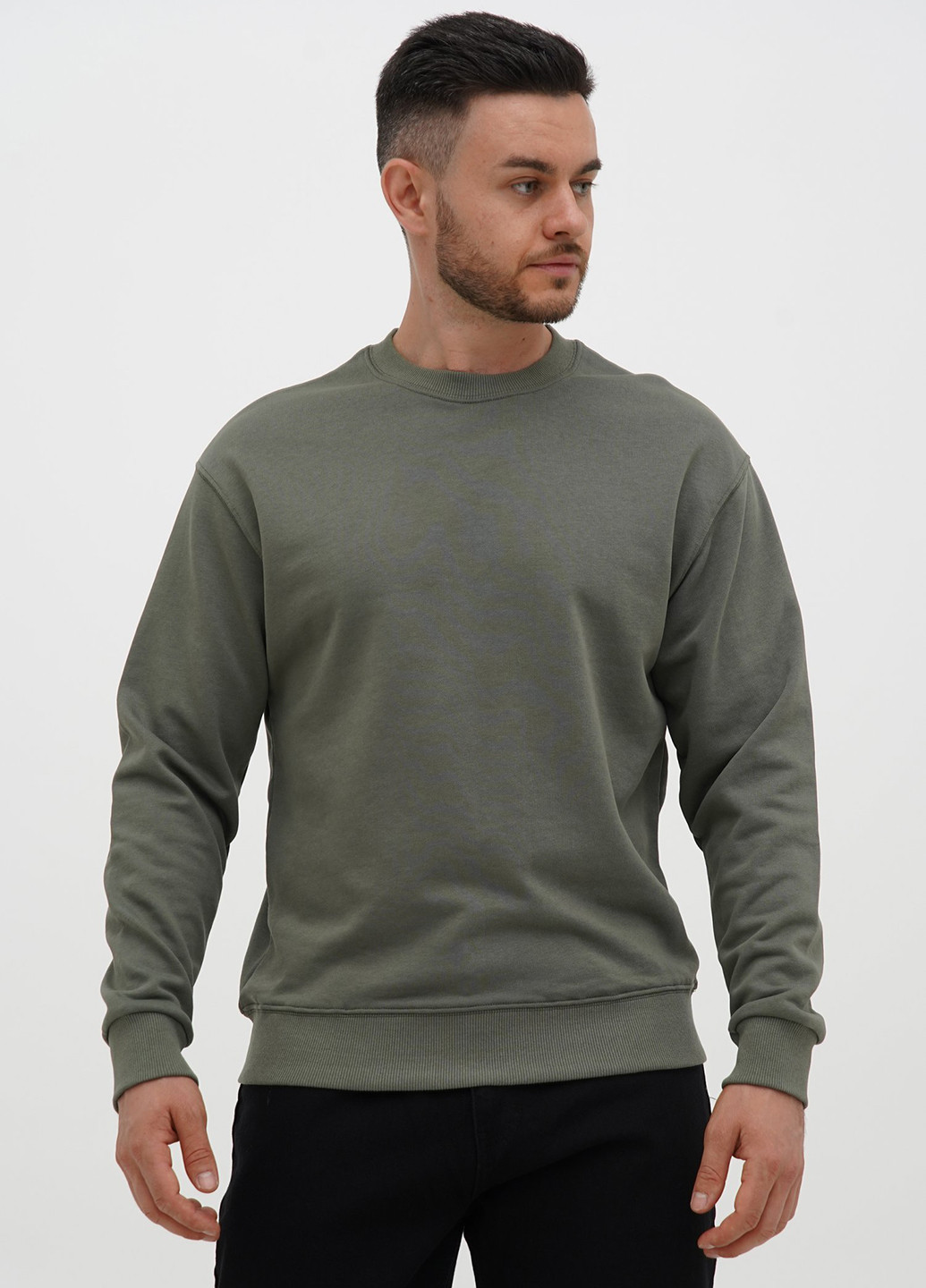 Оливковый свитшот Trend Collection однотонный без декора (328567390)