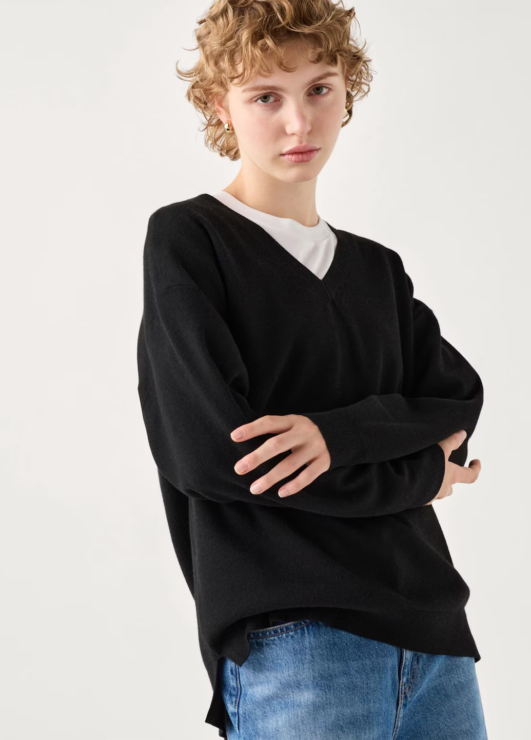 Черный демисезонный свитер пуловер Uniqlo