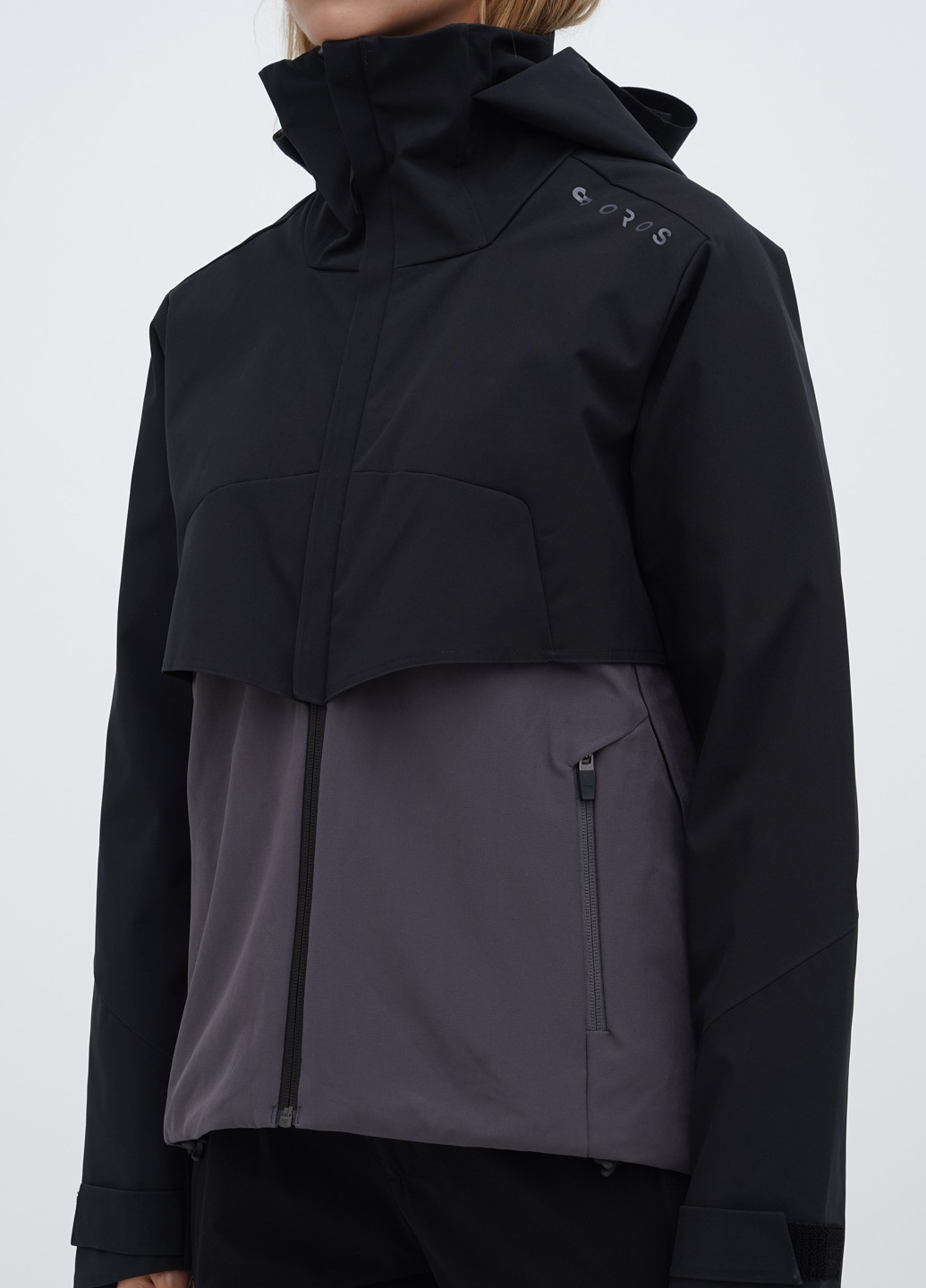 Темно-серая демисезонная куртка OROS