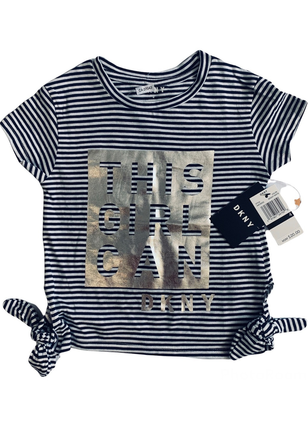 Белая футболка DKNY