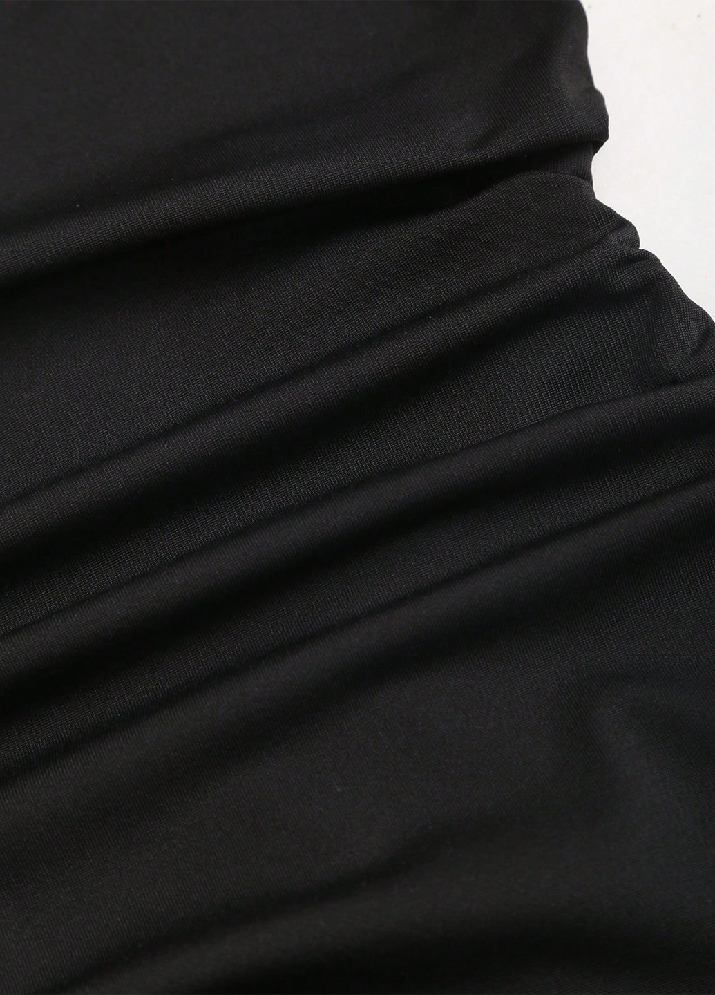 Черное кэжуал платье с открытыми плечами SHEIN однотонное