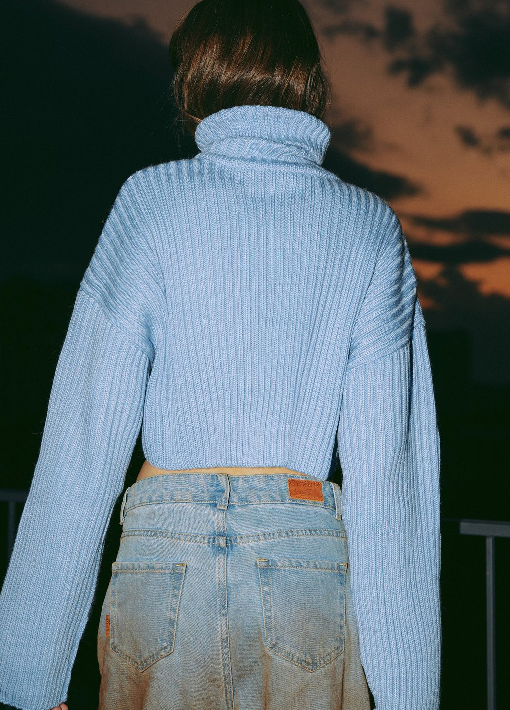 Блакитний демісезонний светр Gepur