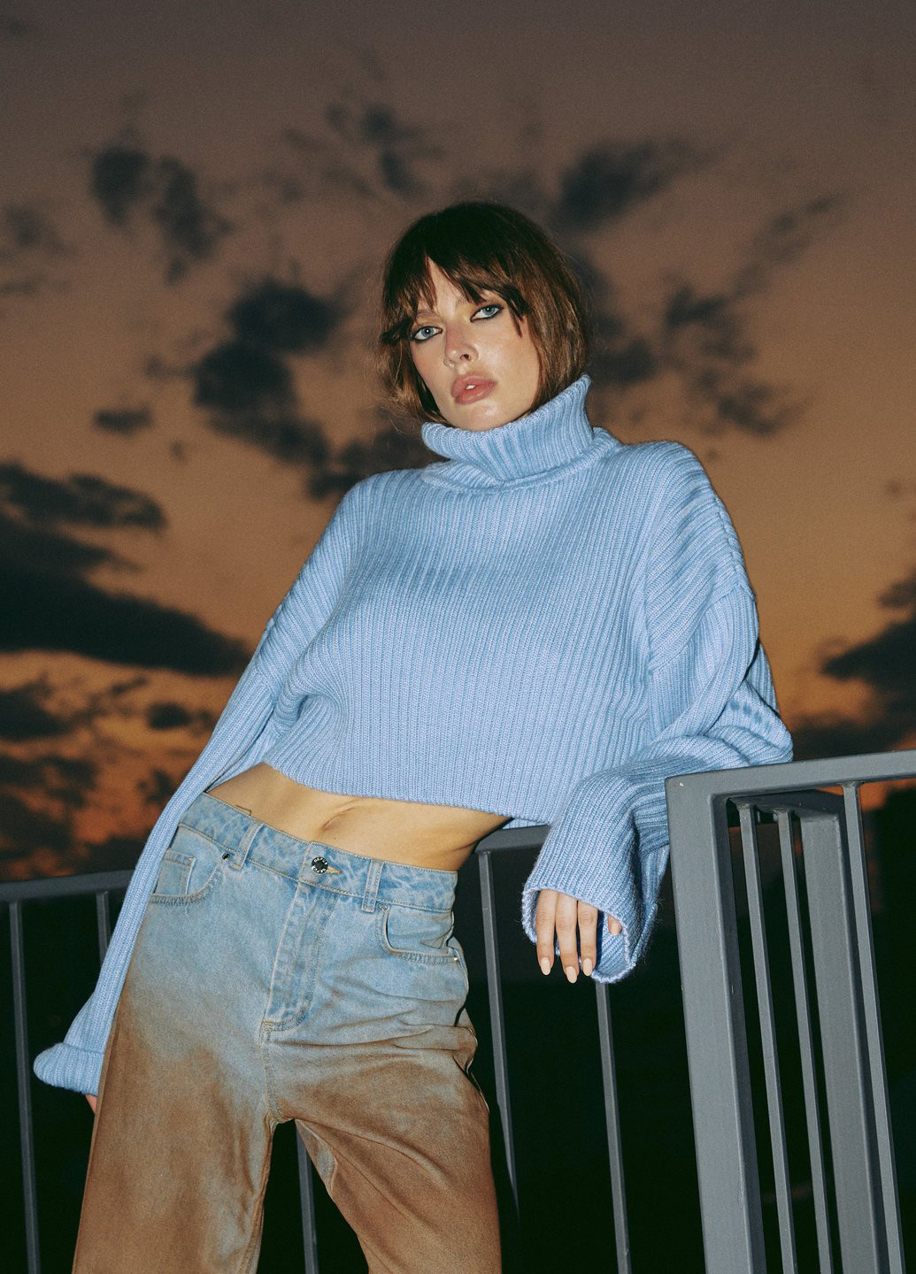 Блакитний демісезонний светр Gepur