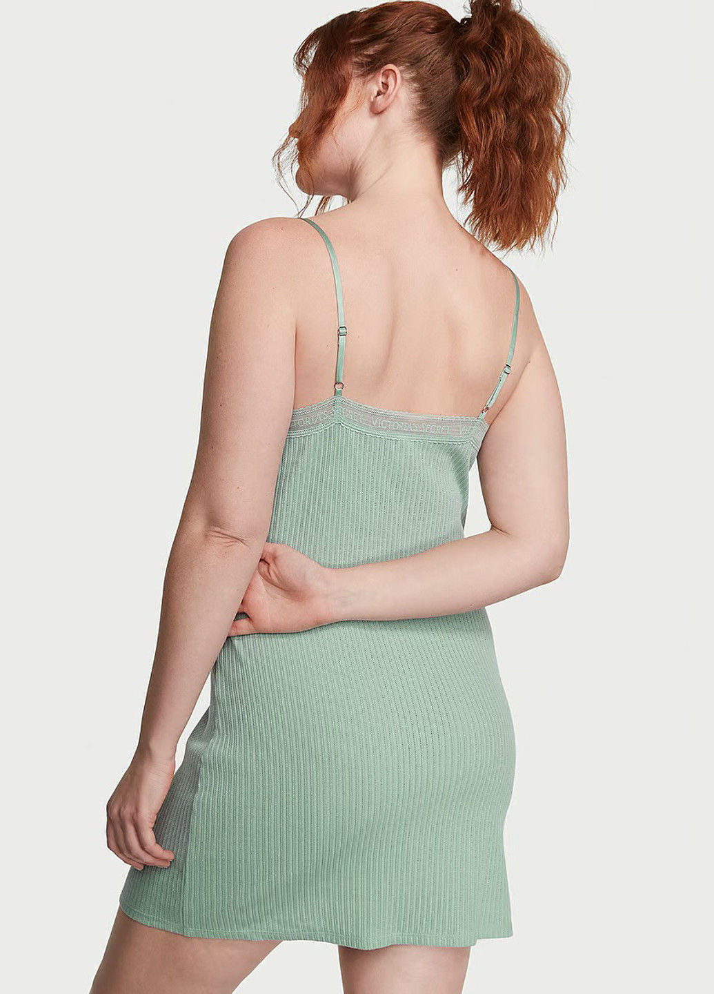 Зеленое домашнее платье платье-майка Victoria's Secret однотонное