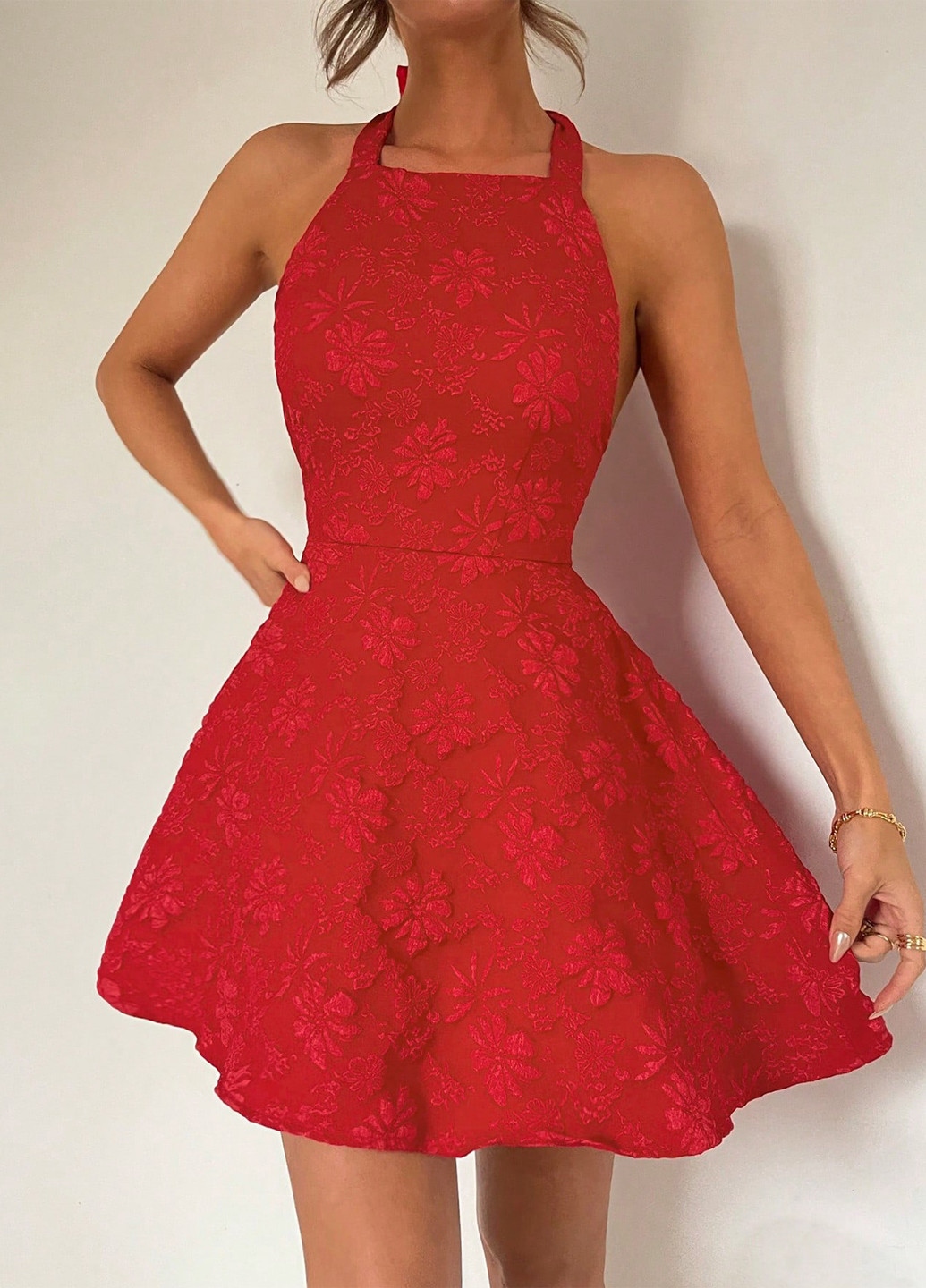 Красное кэжуал платье с открытой спиной SHEIN однотонное